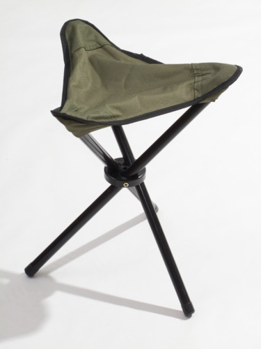 Briv Trebenspall - Stol med 3 ben, 31x31x42 cm, Grön i gruppen SPORT, FRITID & HOBBY / Friluftsliv / Udendørs gadgets hos TP E-commerce Nordic AB (C24159)