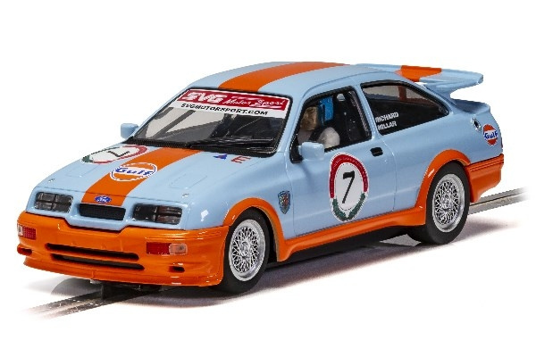 SCALEXTRIC Ford Sierra RS500 - Gulf Edition - Richard Millar i gruppen LEGETØJ, BØRN & BABY / Radiostyrede / Bilbaner / Bilar hos TP E-commerce Nordic AB (C29643)