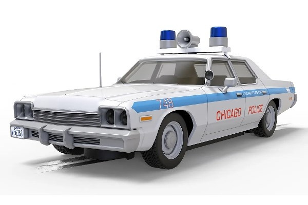 SCALEXTRIC Blues Brothers Dodge Monaco - Chicago Police 1:32 i gruppen LEGETØJ, BØRN & BABY / Radiostyrede / Bilbaner / Bilar hos TP E-commerce Nordic AB (C29706)