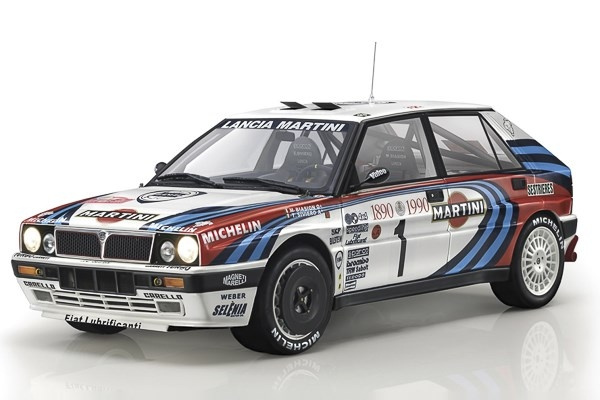 ITALERI 1:12 Lancia Delta HF Integrale 16V i gruppen SPORT, FRITID & HOBBY / Hobby / Plastik modeller / Biler hos TP E-commerce Nordic AB (C29771)