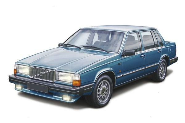 ITALERI 1:24 Volvo 760 GLE i gruppen SPORT, FRITID & HOBBY / Hobby / Plastik modeller / Biler hos TP E-commerce Nordic AB (C30534)