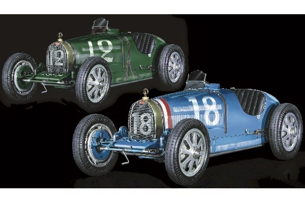 ITALERI 1:12 Bugatti Type 35B i gruppen SPORT, FRITID & HOBBY / Hobby / Plastik modeller / Biler hos TP E-commerce Nordic AB (C30543)