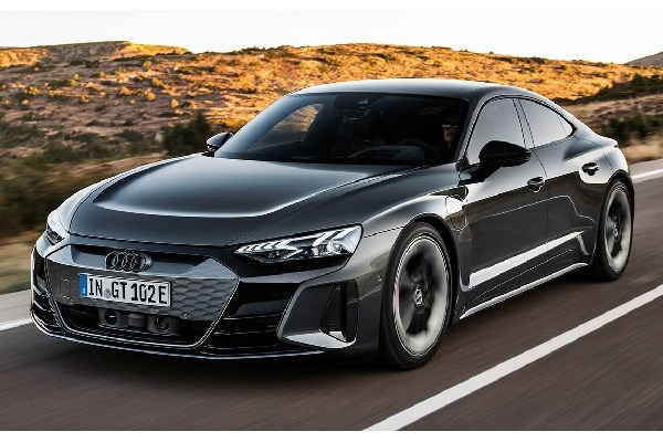 Revell RC Scale Car Audi e-tron GT i gruppen LEGETØJ, BØRN & BABY / Radiostyrede / Radiostyrede biler hos TP E-commerce Nordic AB (C30610)