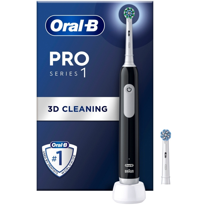 Oral B Eltandborste Pro1 Black + Extra Refill i gruppen SKØNHED & HELSE / Oral pleje / Elektriske tandbørster hos TP E-commerce Nordic AB (C33847)