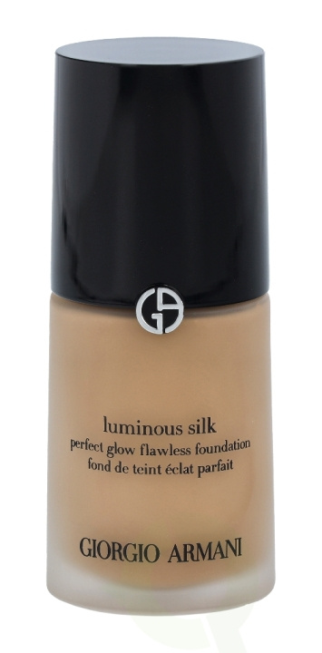 Armani Luminous Silk Foundation 30 ml #06 i gruppen SKØNHED & HELSE / Makeup / Makeup ansigt / Foundation hos TP E-commerce Nordic AB (C41221)