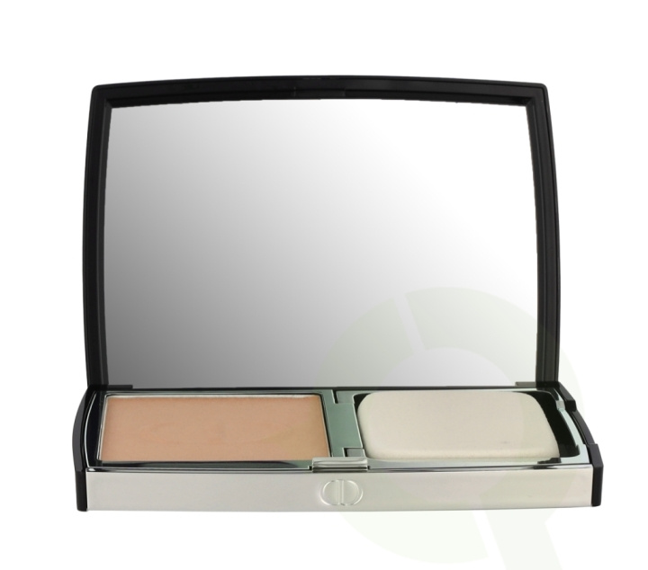 Christian Dior Dior Forever Natural Velvet Compact Foundation 10 gr 3N i gruppen SKØNHED & HELSE / Makeup / Makeup ansigt / Foundation hos TP E-commerce Nordic AB (C41323)