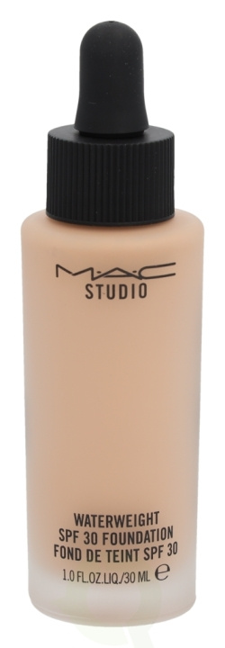 MAC Studio Waterweight Foundation SPF30 30 ml NC25 i gruppen SKØNHED & HELSE / Makeup / Makeup ansigt / Foundation hos TP E-commerce Nordic AB (C41695)