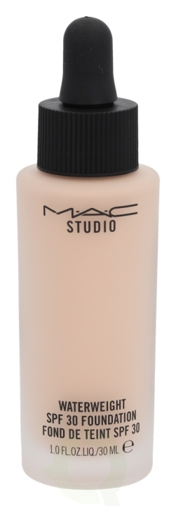 MAC Studio Waterweight Foundation SPF30 30 ml NW13 i gruppen SKØNHED & HELSE / Makeup / Makeup ansigt / Foundation hos TP E-commerce Nordic AB (C41701)