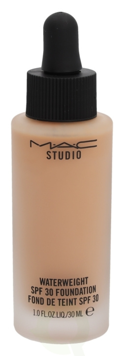 MAC Studio Waterweight Foundation SPF30 30 ml NC30 i gruppen SKØNHED & HELSE / Makeup / Makeup ansigt / Foundation hos TP E-commerce Nordic AB (C41709)