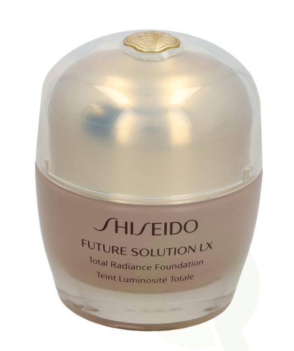 Shiseido Future Solution LX Total Radiance Foundation SPF15 30 ml Neutral 3 i gruppen SKØNHED & HELSE / Makeup / Makeup ansigt / Foundation hos TP E-commerce Nordic AB (C41792)
