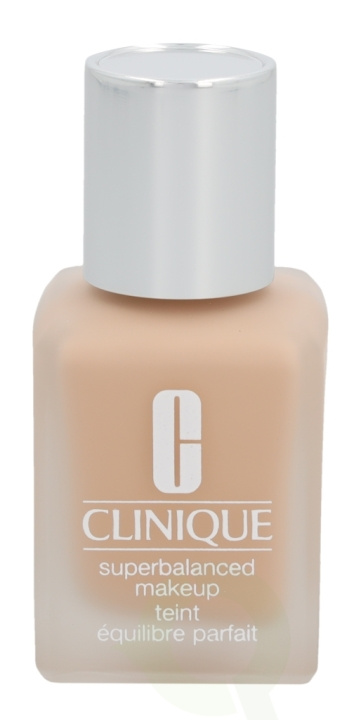 Clinique Superbalanced Makeup 30 ml CN10 Alabaster i gruppen SKØNHED & HELSE / Makeup / Makeup ansigt / Foundation hos TP E-commerce Nordic AB (C50211)