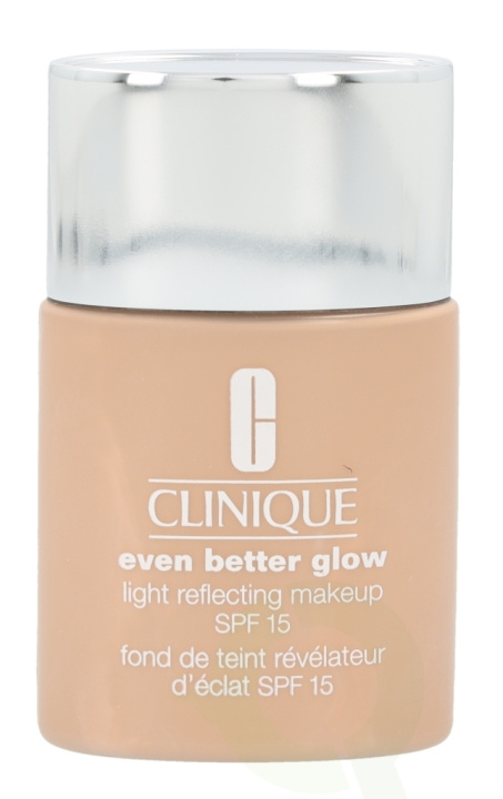 Clinique Even Better Glow Light Reflecting Makeup SPF15 30 ml CN40 Cream Chamois i gruppen SKØNHED & HELSE / Makeup / Makeup ansigt / Foundation hos TP E-commerce Nordic AB (C50252)