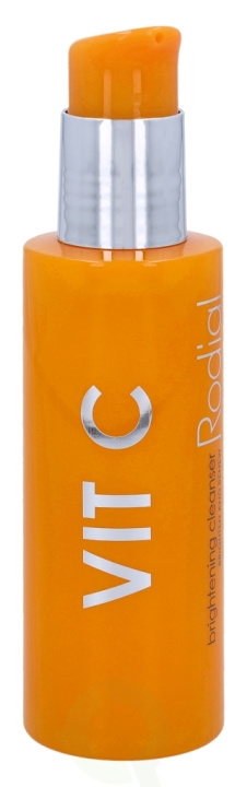 Rodial Vit C Brightening Cleanser 135 ml Brighten & Renew i gruppen SKØNHED & HELSE / Makeup / Makeup fjerner hos TP E-commerce Nordic AB (C55034)