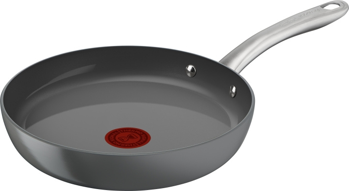 Tefal (RE)NEW+ - stekpanna, 24 cm, keramisk beläggning, grå i gruppen HJEM, HUS & HAVE / Køkkenredskaber / Stegepander hos TP E-commerce Nordic AB (C55349)