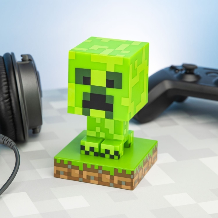 Paladone Minecraft Creeper V2 Light i gruppen COMPUTERTILBEHØR / GAMING / Gaming tilbehør hos TP E-commerce Nordic AB (C56152)