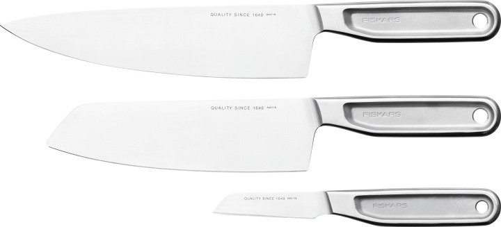 Fiskars All Steel Cooks knivset, tredelad i gruppen HJEM, HUS & HAVE / Køkkenredskaber / Køkkenknive & Knivslibemaskiner hos TP E-commerce Nordic AB (C57460)