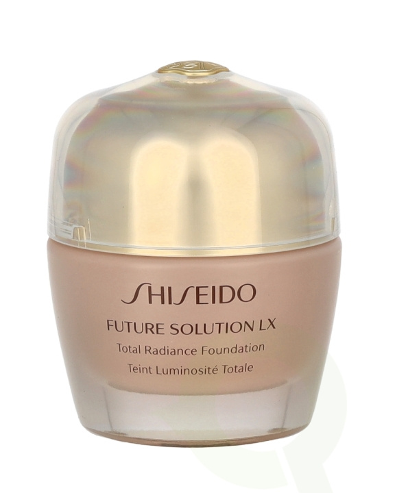 Shiseido Future Solution LX Total Radiance Foundation SPF15 30 ml i gruppen SKØNHED & HELSE / Makeup / Makeup ansigt / Foundation hos TP E-commerce Nordic AB (C63906)