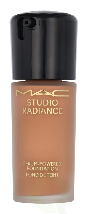 MAC Studio Radiance Serum-Powered Foundation 30 ml #NW25 i gruppen SKØNHED & HELSE / Makeup / Makeup ansigt / Foundation hos TP E-commerce Nordic AB (C63981)