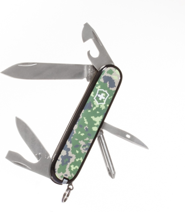 Victorinox Hiker M05 multi-tool i gruppen SPORT, FRITID & HOBBY / Friluftsliv / Multiværktøj og knive hos TP E-commerce Nordic AB (C64860)