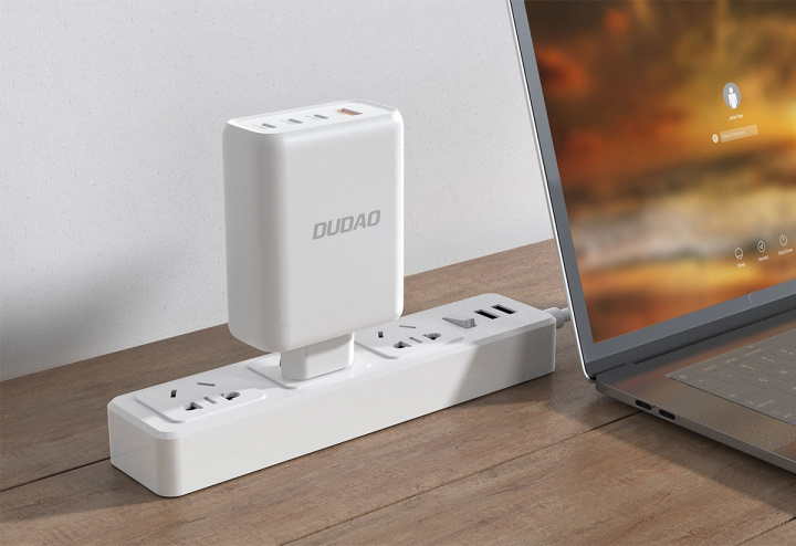 Dudao A140 140W Adapter 140Watt GaN 3xUSB-C + 1xUSB-A i gruppen SMARTPHONES & TABLETS / Opladere og kabler / Vægoplader / Væg oplader Type C hos TP E-commerce Nordic AB (C70300)