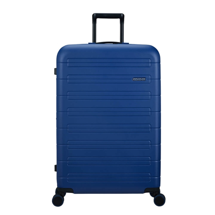 American Tourister Nova Stream Spinner 77/28 Navy Blue i gruppen SPORT, FRITID & HOBBY / Rejsetilbehør / Rejsetasker hos TP E-commerce Nordic AB (C71160)