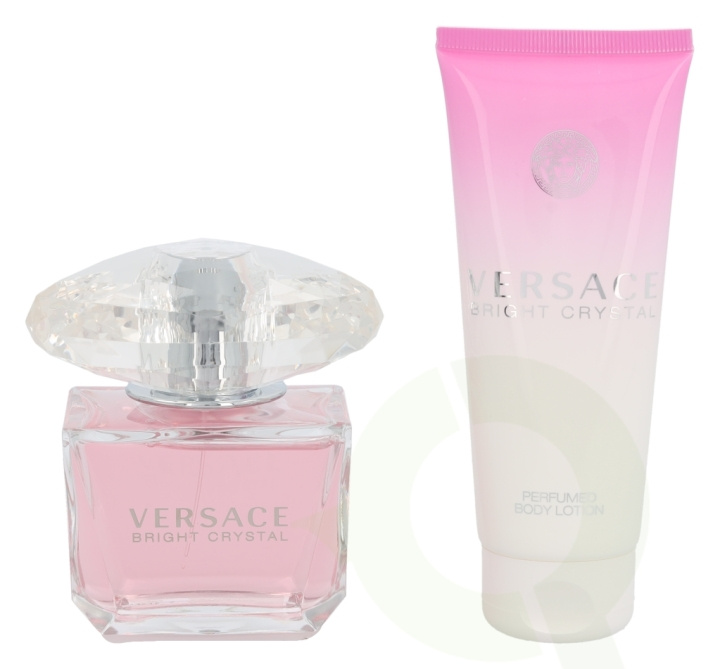 Versace Bright Crystal Giftset 190 ml edt spray 90ml/body lotion 100ml i gruppen SKØNHED & HELSE / Gaveæske / Gaveæske til hende hos TP E-commerce Nordic AB (C76430)