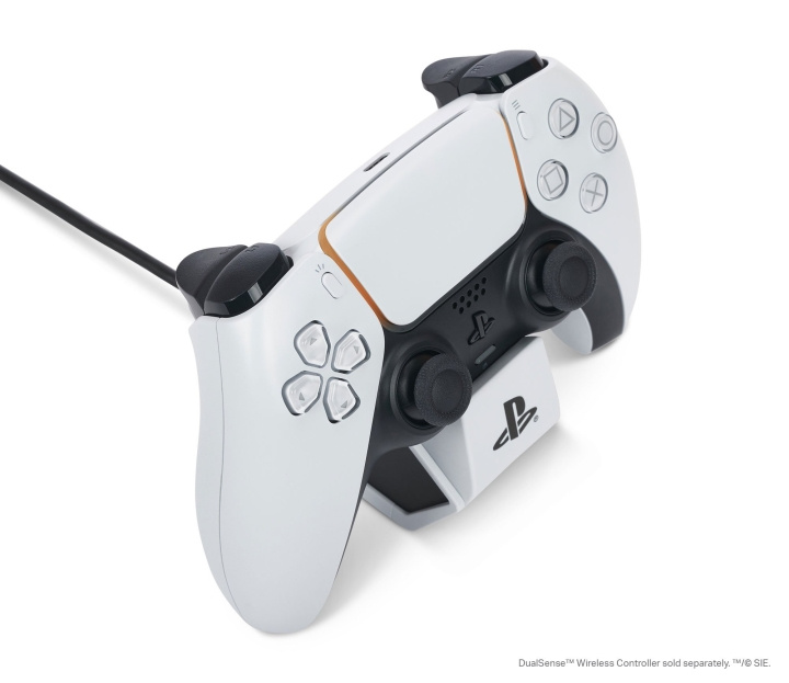 PowerA Solo opladningsstation til PS5 DualSense Wireless Controller - Hvid (Playstation 5) i gruppen HJEMMEELEKTRONIK / Spilkonsoller og tilbehør / Sony PlayStation 5 / Tilbehør hos TP E-commerce Nordic AB (C86187)