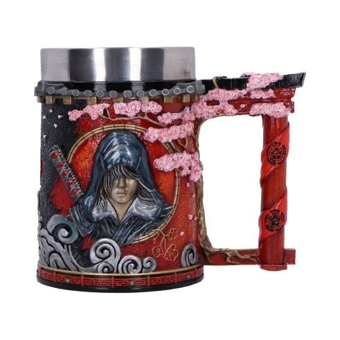 Nemesis Now Assassin\'s Creed Shadows Tankard i gruppen SPORT, FRITID & HOBBY / Sjove gadgets / Samlergenstande hos TP E-commerce Nordic AB (D07083)