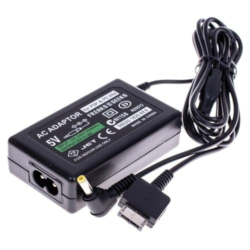 Trade Invaders AC-adapter til PS Vita og PSP i gruppen HJEMMEELEKTRONIK / Spilkonsoller og tilbehør / Sony PlayStation Vita hos TP E-commerce Nordic AB (D07494)