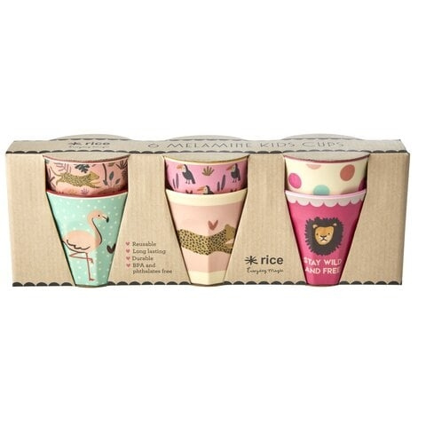 RICE 6 stk. små melaminkopper til børn med jungleprint i pink i gruppen LEGETØJ, BØRN & BABY / Mad & Drikke / Børnebestik og tallerkener hos TP E-commerce Nordic AB (D07712)
