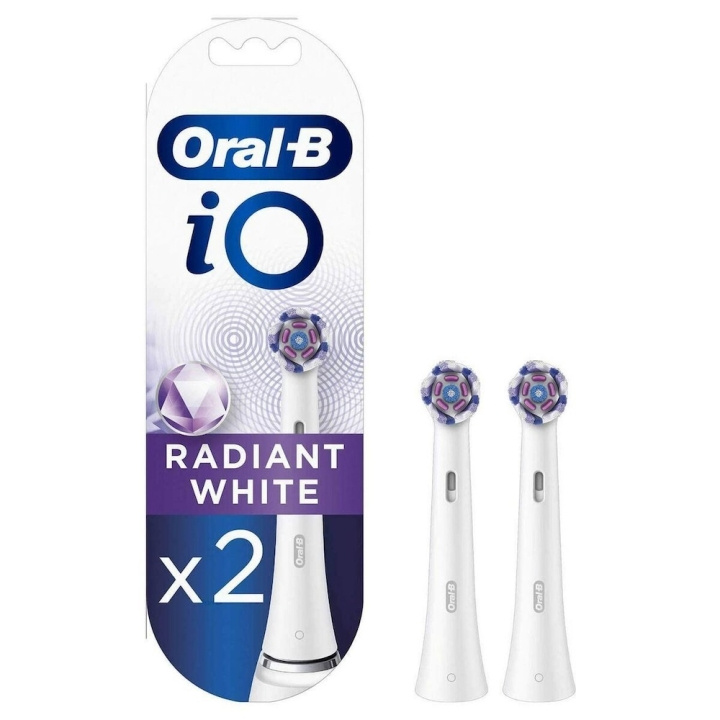 Oral B iO Radiant White Brush heads, 2 pcs i gruppen SKØNHED & HELSE / Oral pleje / Tilbehør til elektriske tandbørster hos TP E-commerce Nordic AB (D10495)