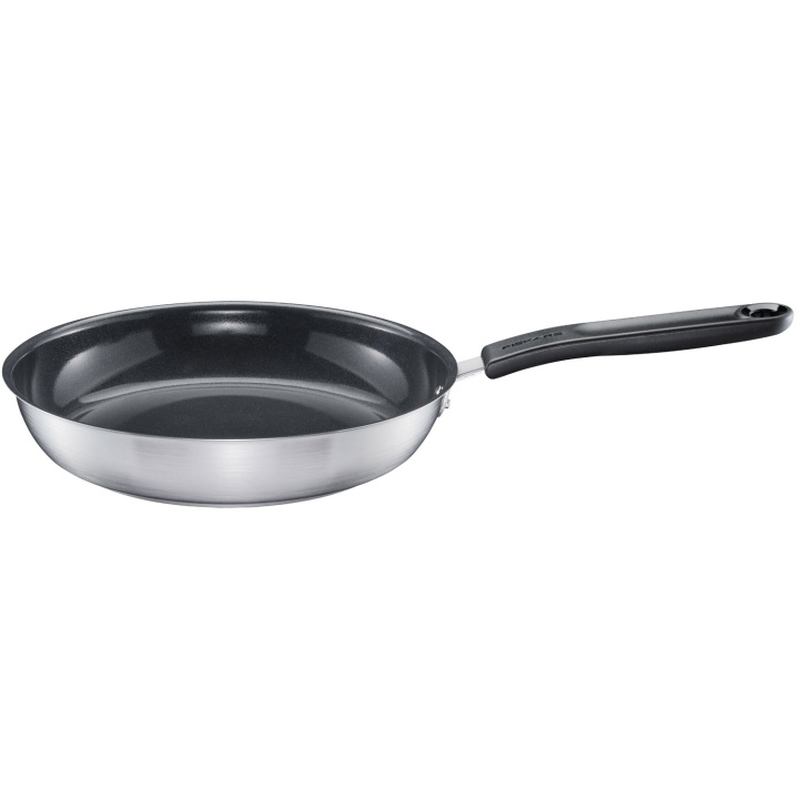 Fiskars Stekpanna FF 24 cm keramisk 1072310 i gruppen HJEM, HUS & HAVE / Køkkenredskaber / Stegepander hos TP E-commerce Nordic AB (D12093)