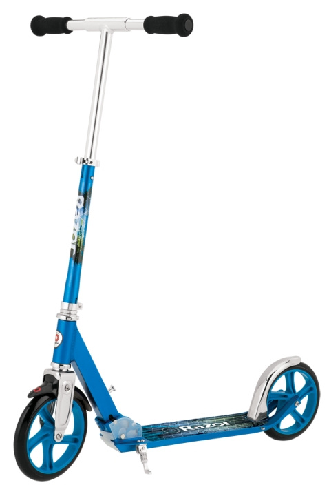 Razor A5 Lux løbehjul - blå (13073042) i gruppen LEGETØJ, BØRN & BABY / Udeleg & Sport / Cykler og scootere hos TP E-commerce Nordic AB (D15007)