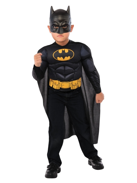 Rubies Batman muskeltop med kappe og maske (G34095OS000) i gruppen LEGETØJ, BØRN & BABY / Legetøj / Udklædning hos TP E-commerce Nordic AB (D15111)