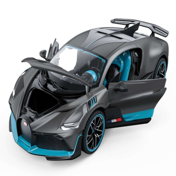 Rastar Trykstøbt 1:24 Bugatti Divo (63900) i gruppen SPORT, FRITID & HOBBY / Hobby / Plastik modeller / Biler hos TP E-commerce Nordic AB (D15142)