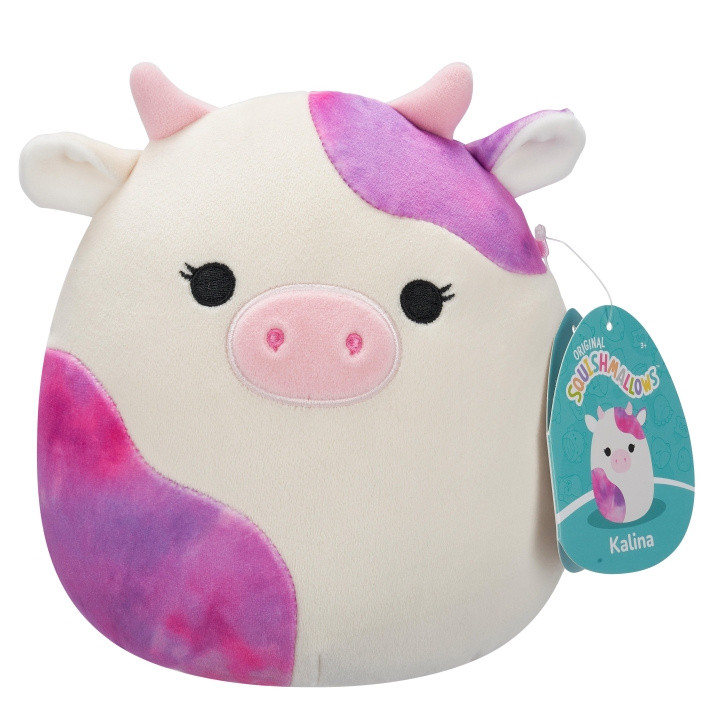 Squishmallows 19 cm plys P22 - Kalina ko i gruppen LEGETØJ, BØRN & BABY / Babyleg (0-3 år) / Tøjdyr hos TP E-commerce Nordic AB (D15387)