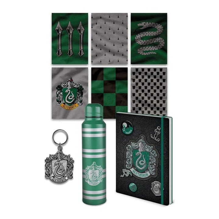 Pyramid International HARRY POTTER (FARVERIGT VÅBENSKJOLD SLYTHERIN) PREMIUM GAVESÆT i gruppen SPORT, FRITID & HOBBY / Sjove gadgets / Samlergenstande hos TP E-commerce Nordic AB (D15479)