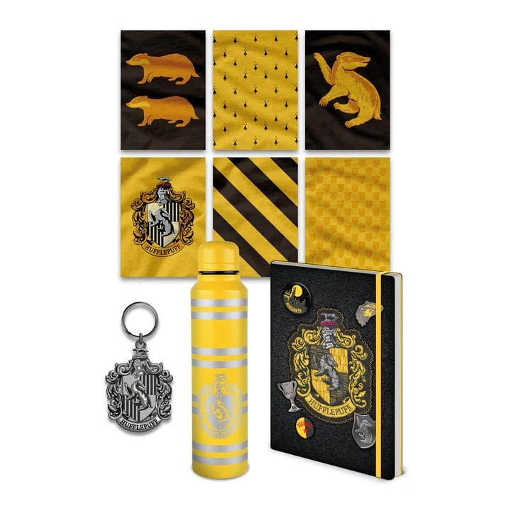Pyramid International HARRY POTTER (FARVERIGT VÅBENSKJOLD HUFFLEPUFF) PREMIUM GAVESÆT i gruppen SPORT, FRITID & HOBBY / Sjove gadgets / Samlergenstande hos TP E-commerce Nordic AB (D15481)