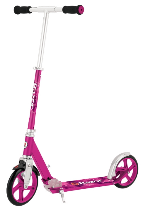 Razor A5 løbehjul - pink (13073064) i gruppen LEGETØJ, BØRN & BABY / Udeleg & Sport / Cykler og scootere hos TP E-commerce Nordic AB (D15633)