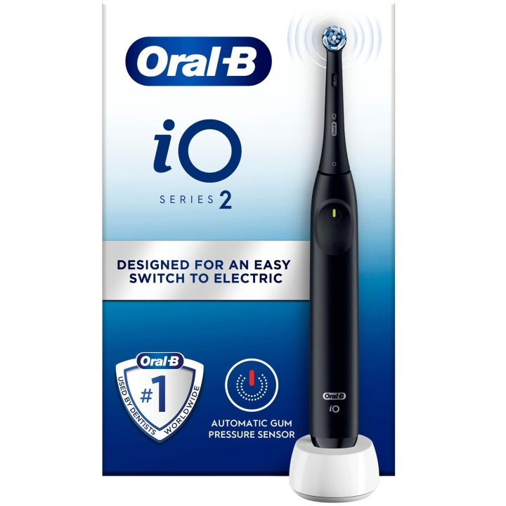 Oral B Eltandborste iO Simply Easy Clean Night Black i gruppen SKØNHED & HELSE / Oral pleje / Elektriske tandbørster hos TP E-commerce Nordic AB (D16511)