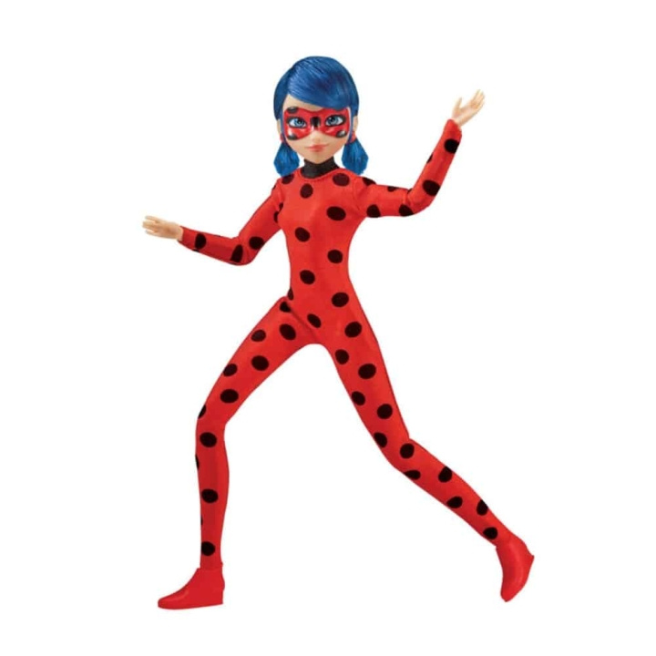 Miraculous Core Fashion Doll - Mariehøne tid til at slå sig sammen i gruppen LEGETØJ, BØRN & BABY / Legetøj / Docks og tilbehør hos TP E-commerce Nordic AB (D18992)