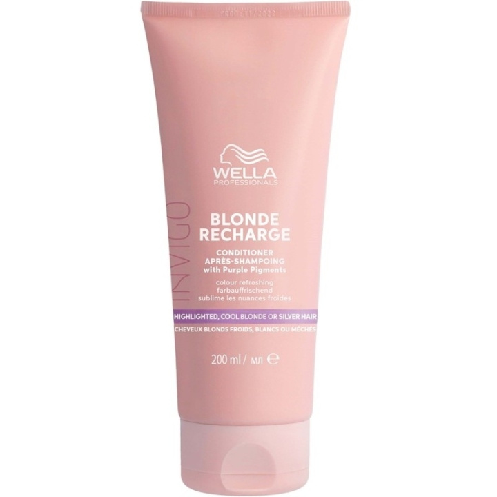 Wella Professionals Invigo Blonde Recharge Cool Blonde Conditioner 200ml i gruppen SKØNHED & HELSE / Hår og styling / Hårpleje / Balsam hos TP E-commerce Nordic AB (D19784)