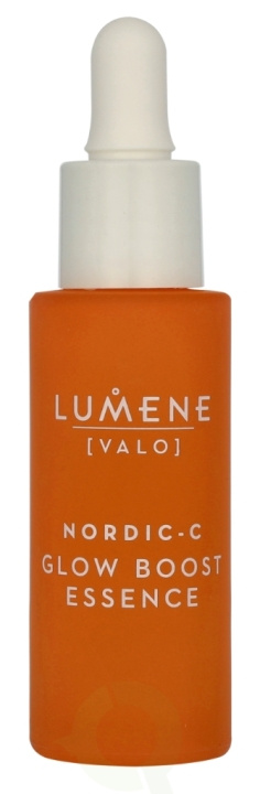 Lumene Nordic C Glow Boost Essence 30 ml i gruppen SKØNHED & HELSE / Hudpleje / Ansigt / Hudserum hos TP E-commerce Nordic AB (D19862)