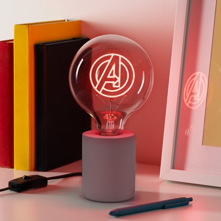 Paladone Marvel Avengers - Led neonpære-lampe i gruppen LEGETØJ, BØRN & BABY / Børneværelse / Belysning til børn / Bordlamper hos TP E-commerce Nordic AB (D20590)