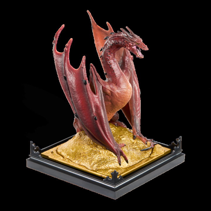 Noble Collection Smaug Diorama - Hobbitten Bilbo - Samlerfigur i gruppen SPORT, FRITID & HOBBY / Sjove gadgets / Samlergenstande hos TP E-commerce Nordic AB (D20694)