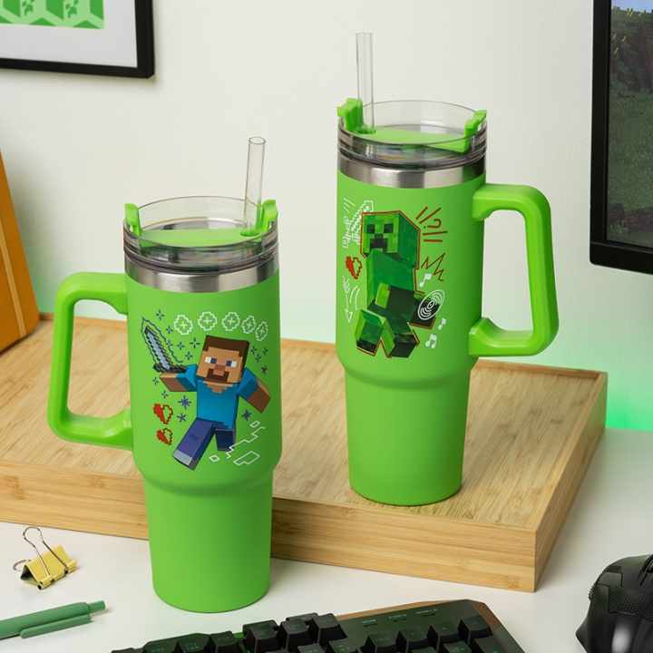 Paladone Minecraft grøn 900 ml flervejs rejsekop med sugerør i gruppen SPORT, FRITID & HOBBY / Sjove gadgets / Krus hos TP E-commerce Nordic AB (D20760)