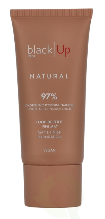 Black Up Mat Finish Foundation 30 ml #06 i gruppen SKØNHED & HELSE / Makeup / Makeup ansigt / Foundation hos TP E-commerce Nordic AB (D21191)