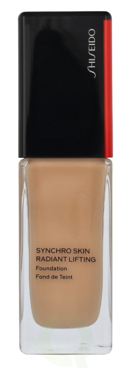Shiseido Synchro Skin Radiant Lifting Foundation SPF30 30 ml #240 Quartz i gruppen SKØNHED & HELSE / Makeup / Makeup ansigt / Foundation hos TP E-commerce Nordic AB (D21297)