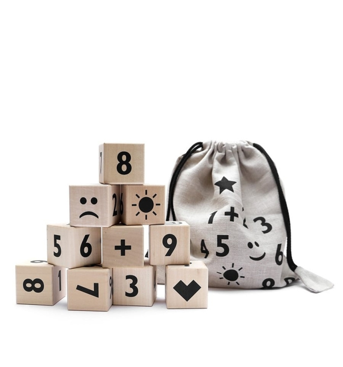 Ooh Noo Matematikklodser i træ, sort (40MB1801) i gruppen LEGETØJ, BØRN & BABY / Legetøj / Bygge legesager / Klodser hos TP E-commerce Nordic AB (D21495)