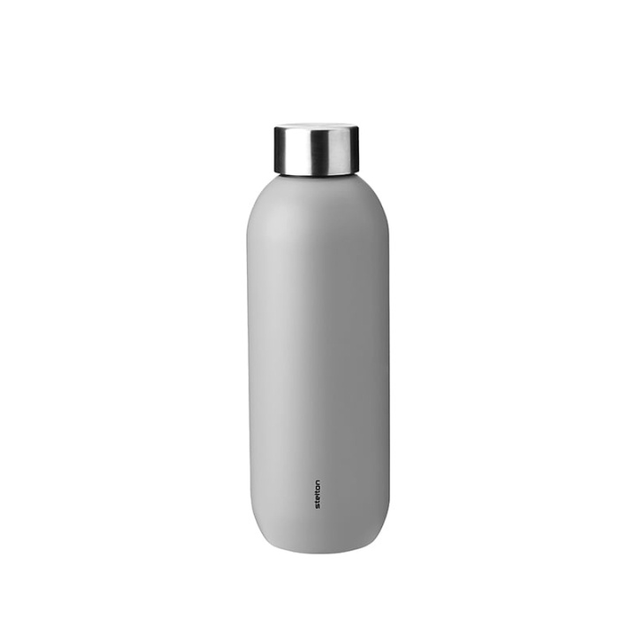 Stelton Keep Cool vakuumisoleret flaske 0,6 L (lysegrå) i gruppen SPORT, FRITID & HOBBY / Friluftsliv / Termokander & vandflasker hos TP E-commerce Nordic AB (D22531)